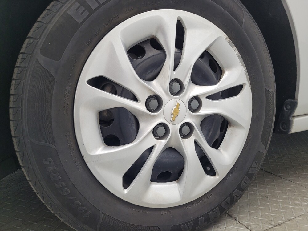 2019 Chevrolet Cruze in Sanford, FL 32773 - 18141945 31