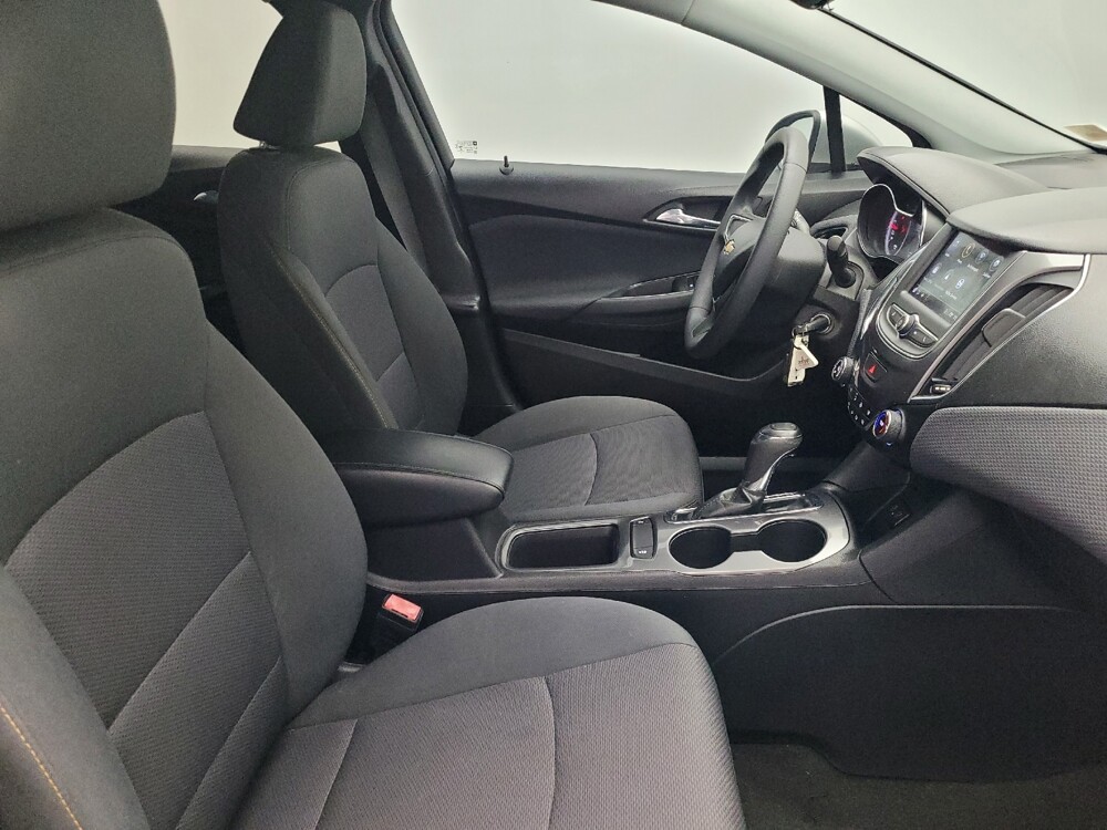 2019 Chevrolet Cruze in Sanford, FL 32773 - 18141945 21