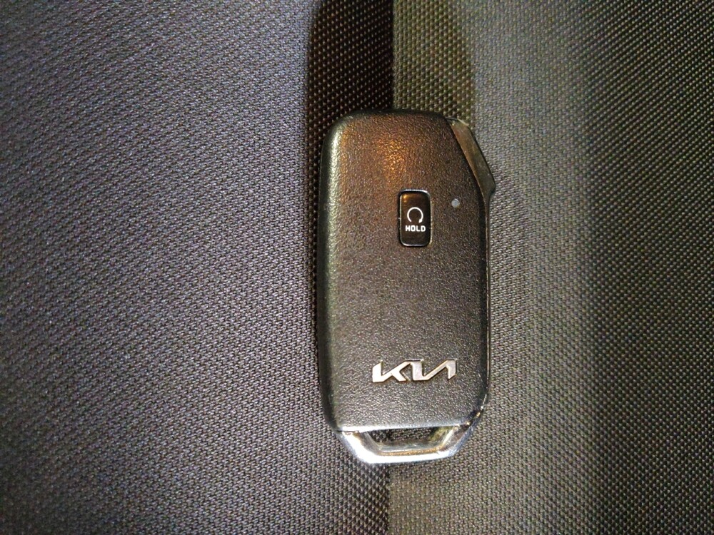 2023 Kia Forte in Savannah, GA 31419 - 18141954 32
