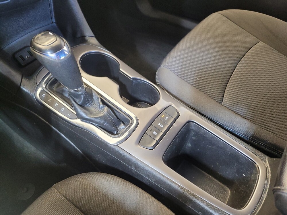 2019 Chevrolet Cruze in Lexington, KY 40509 - 18141956 26