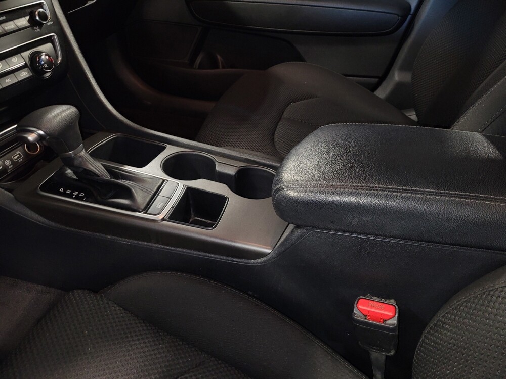 2019 Kia Optima in Hialeah, FL 33014 - 18141958 26