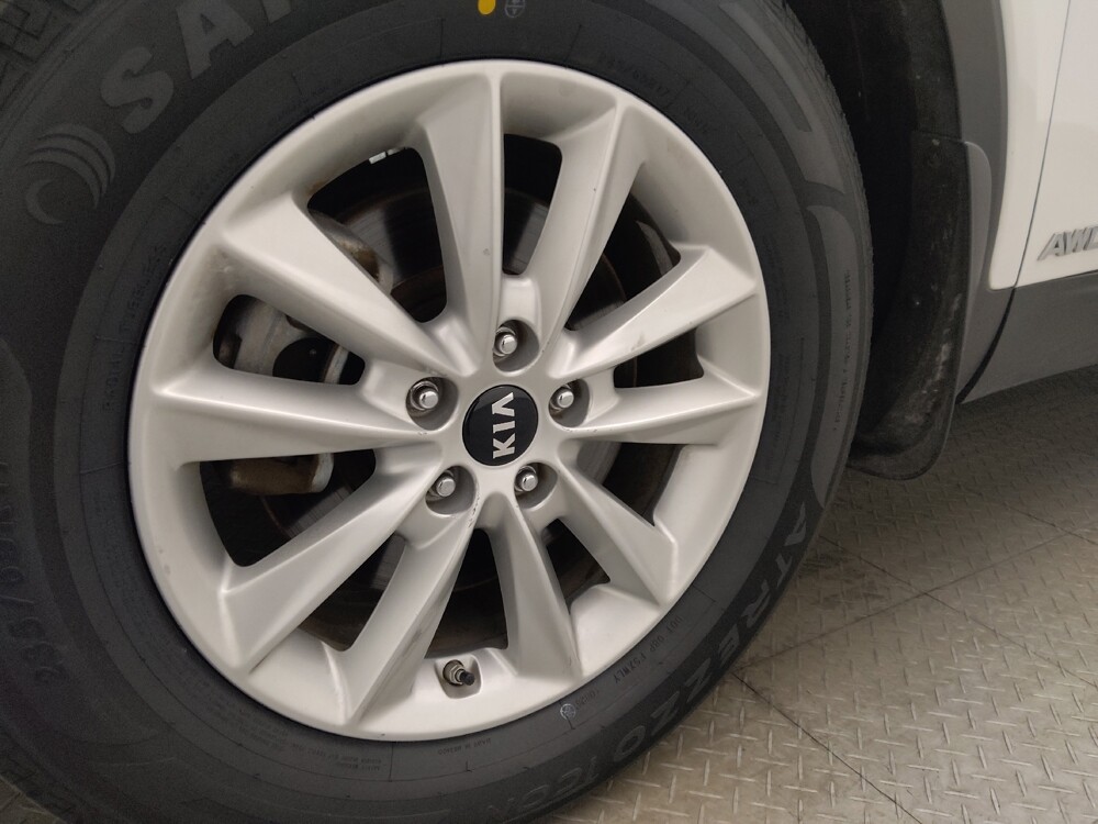 2020 Kia Sorento in Savannah, GA 31419 - 18141959 31