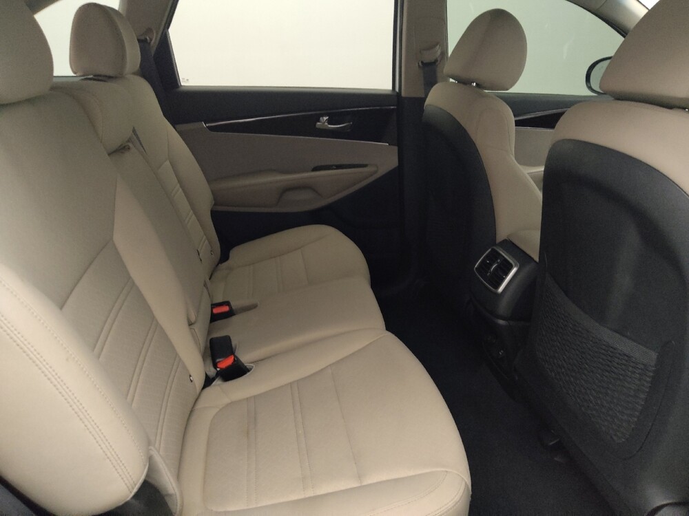 2020 Kia Sorento in Savannah, GA 31419 - 18141959 19