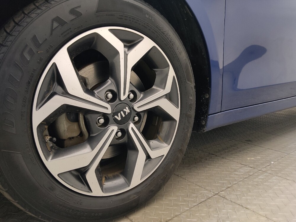 2019 Kia Forte in Savannah, GA 31419 - 18141962 31