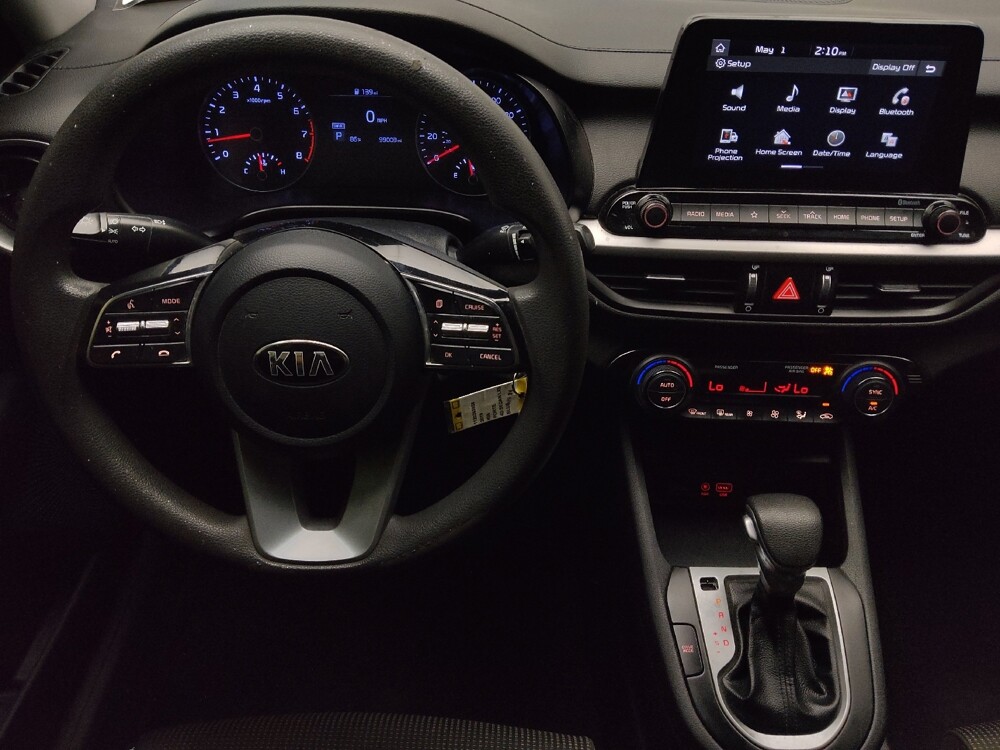 2019 Kia Forte in Savannah, GA 31419 - 18141962 22