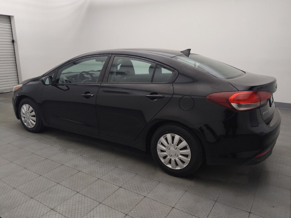 2017 Kia Forte in Houston, TX 77034 - 18141994 3