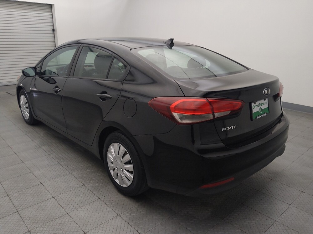 2017 Kia Forte in Houston, TX 77034 - 18141994 5