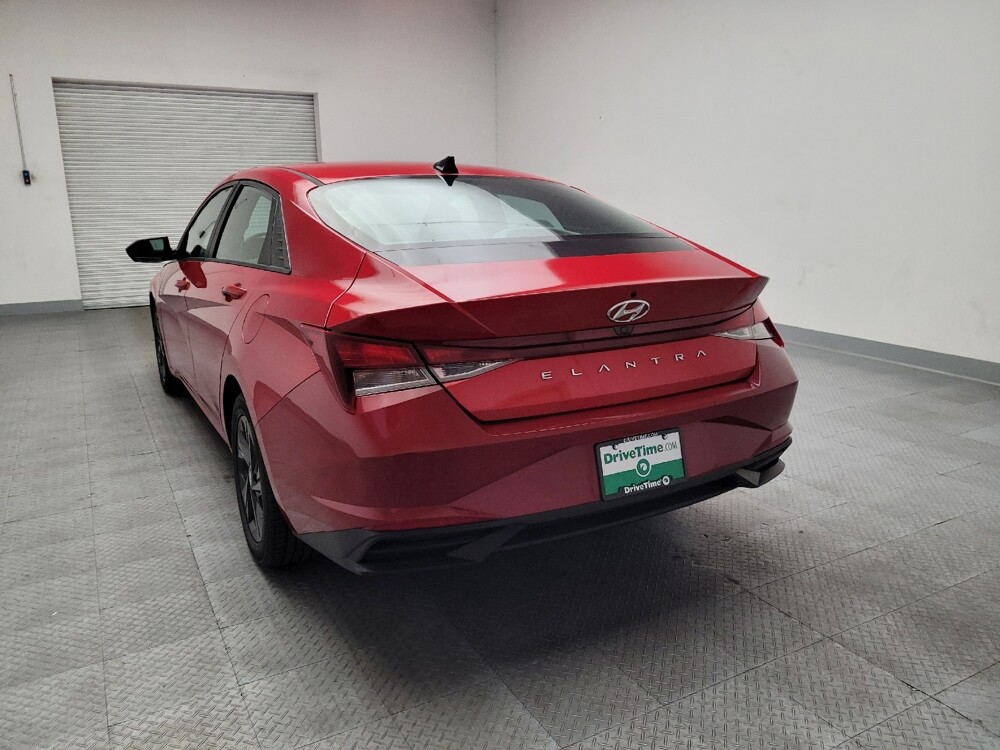 2021 Hyundai Elantra in Downey, CA 90241 - 18141996 6