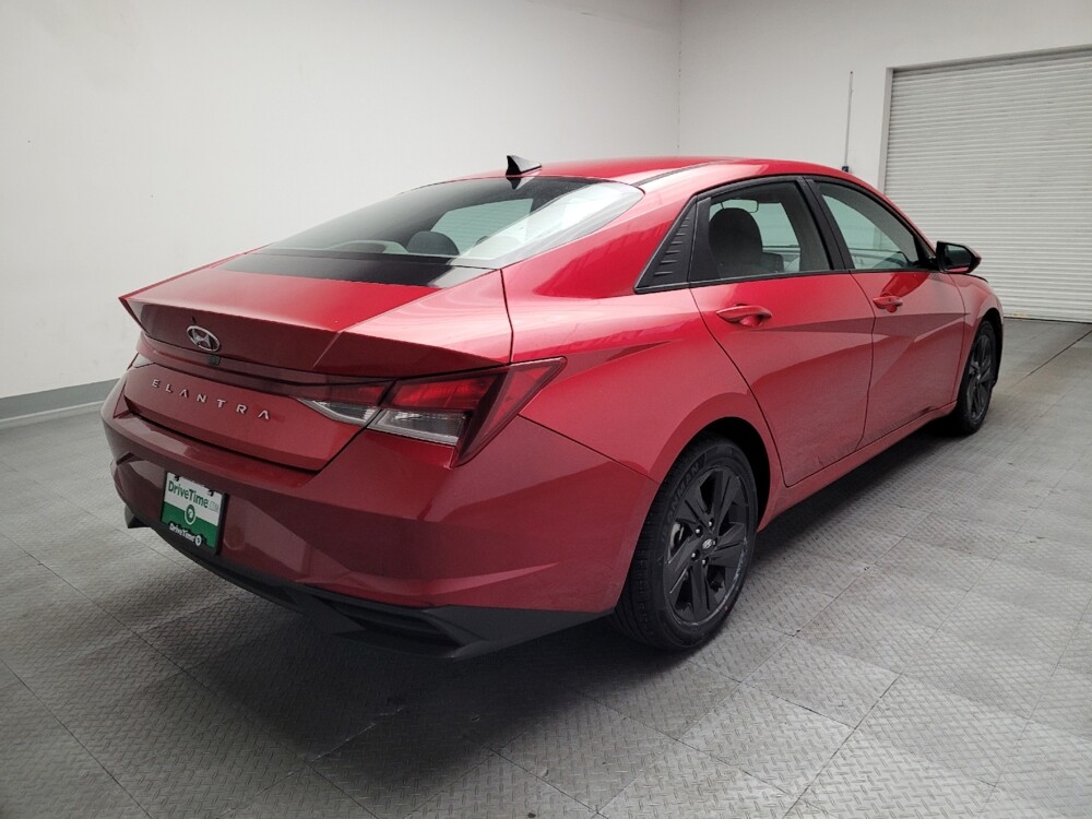 2021 Hyundai Elantra in Downey, CA 90241 - 18141996 9