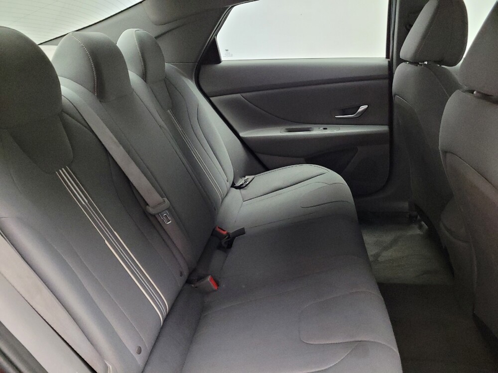2021 Hyundai Elantra in Downey, CA 90241 - 18141996 19