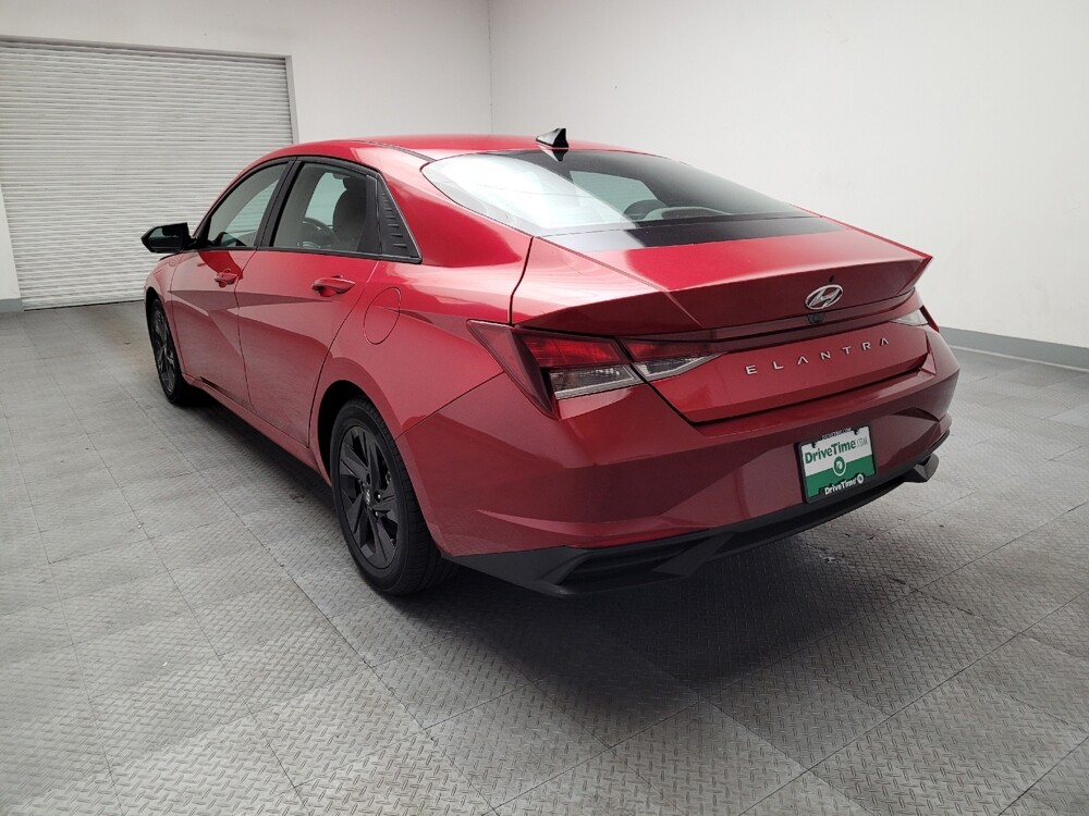 2021 Hyundai Elantra in Downey, CA 90241 - 18141996 5