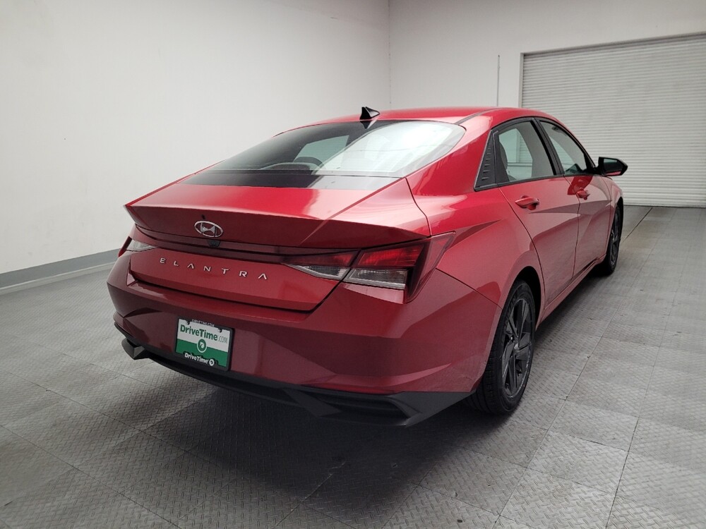 2021 Hyundai Elantra in Downey, CA 90241 - 18141996 7
