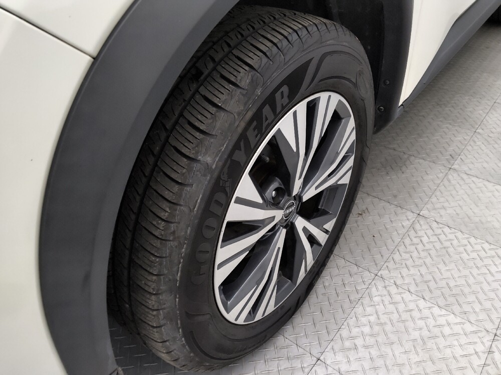 2022 Nissan Rogue in Springfield, MO 65807 - 18141997 31