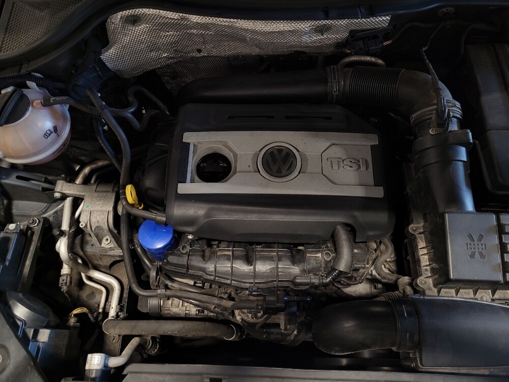 2017 Volkswagen Tiguan in Kissimmee, FL 34744 - 18142001 30