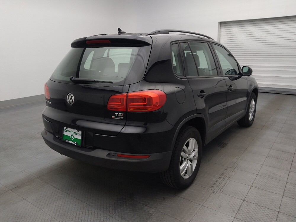 2017 Volkswagen Tiguan in Kissimmee, FL 34744 - 18142001 9