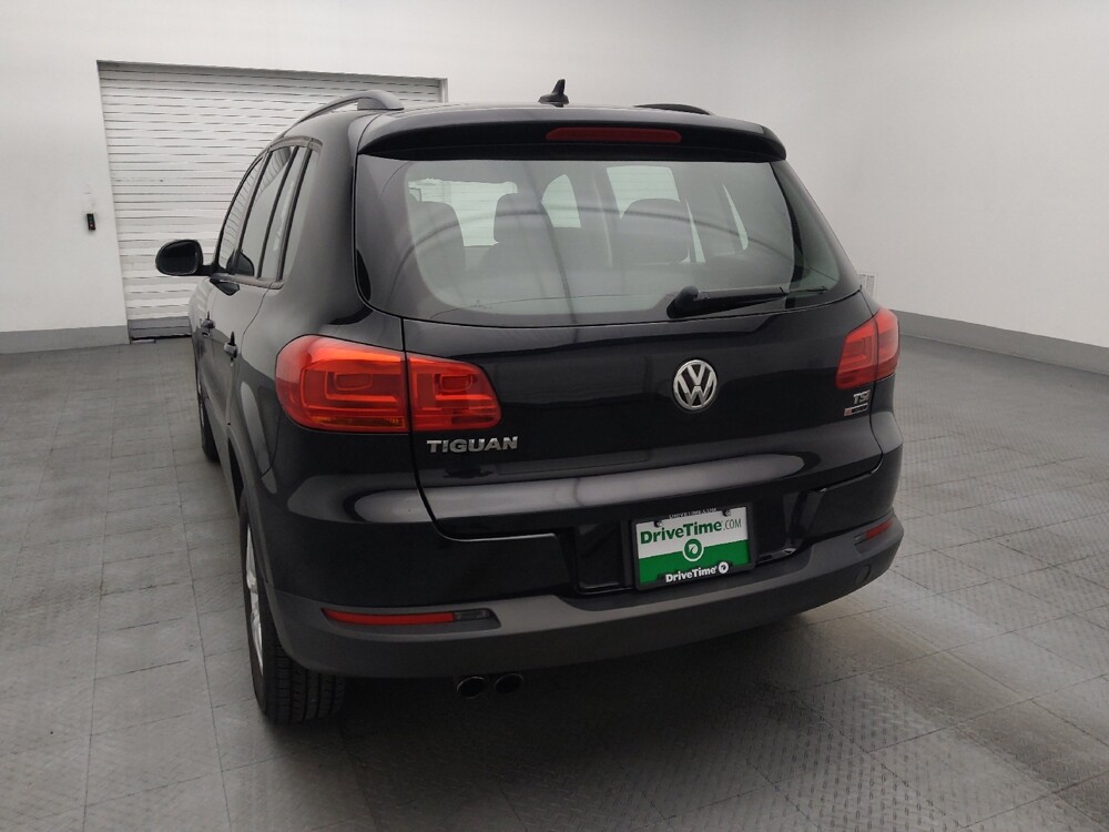 2017 Volkswagen Tiguan in Kissimmee, FL 34744 - 18142001 6