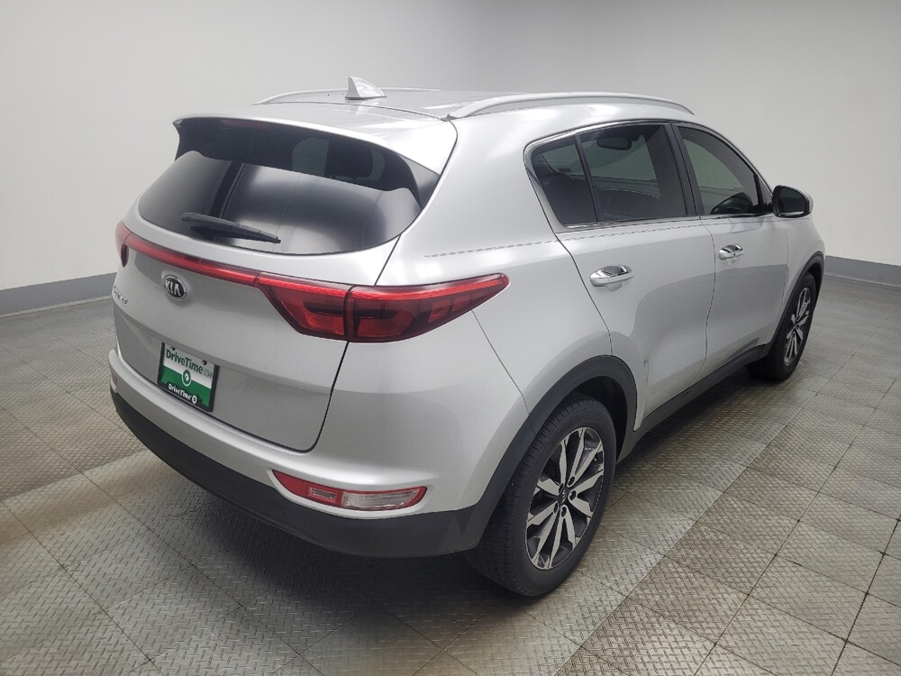2017 Kia Sportage in Indianapolis, IN 46222 - 18142005 9