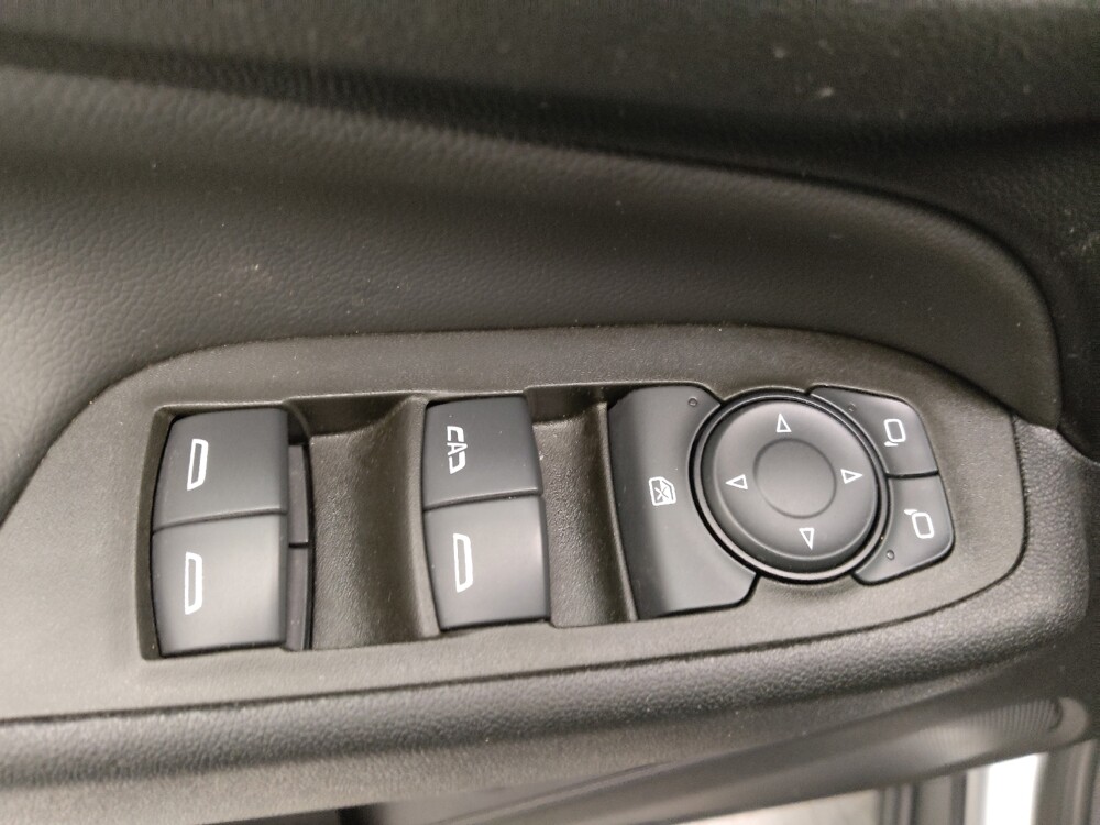 2023 Chevrolet Equinox in Springfield, MO 65807 - 18142015 27