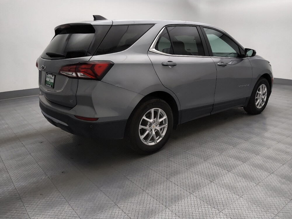 2023 Chevrolet Equinox in Springfield, MO 65807 - 18142015 10