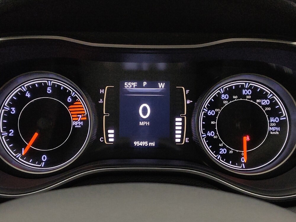 2020 Jeep Cherokee in Springfield, MO 65807 - 18142016 23