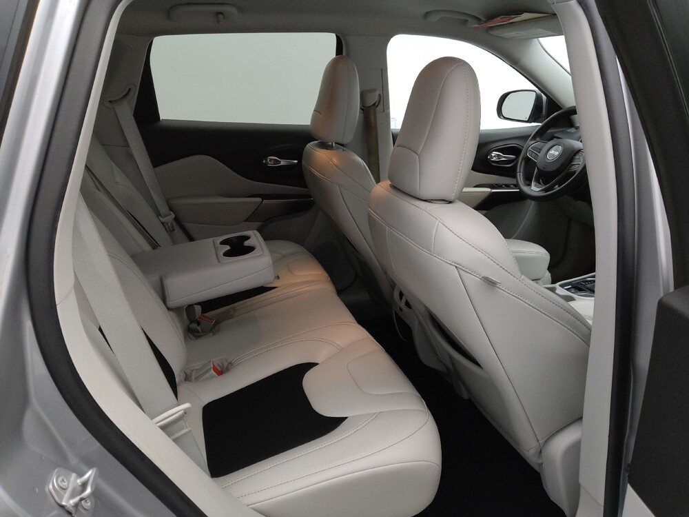 2020 Jeep Cherokee in Springfield, MO 65807 - 18142016 19