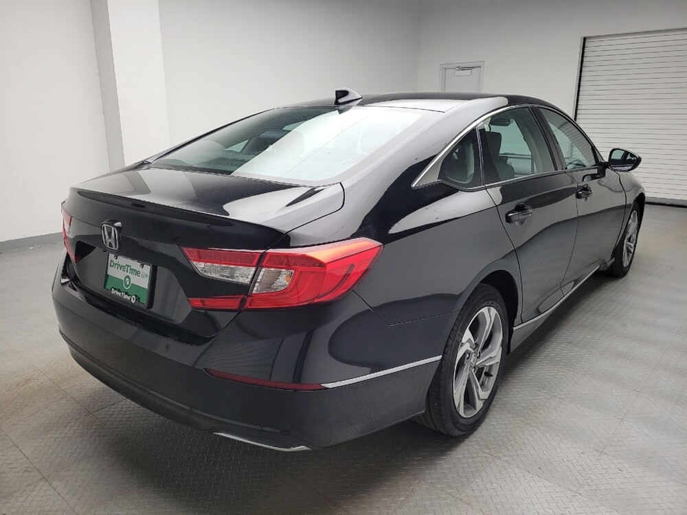 2018 Honda Accord in Taylor, MI 48180 - 18142018 9