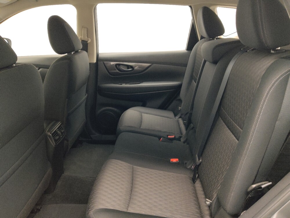 2019 Nissan Rogue in Knoxville, TN 37923 - 18142021 18