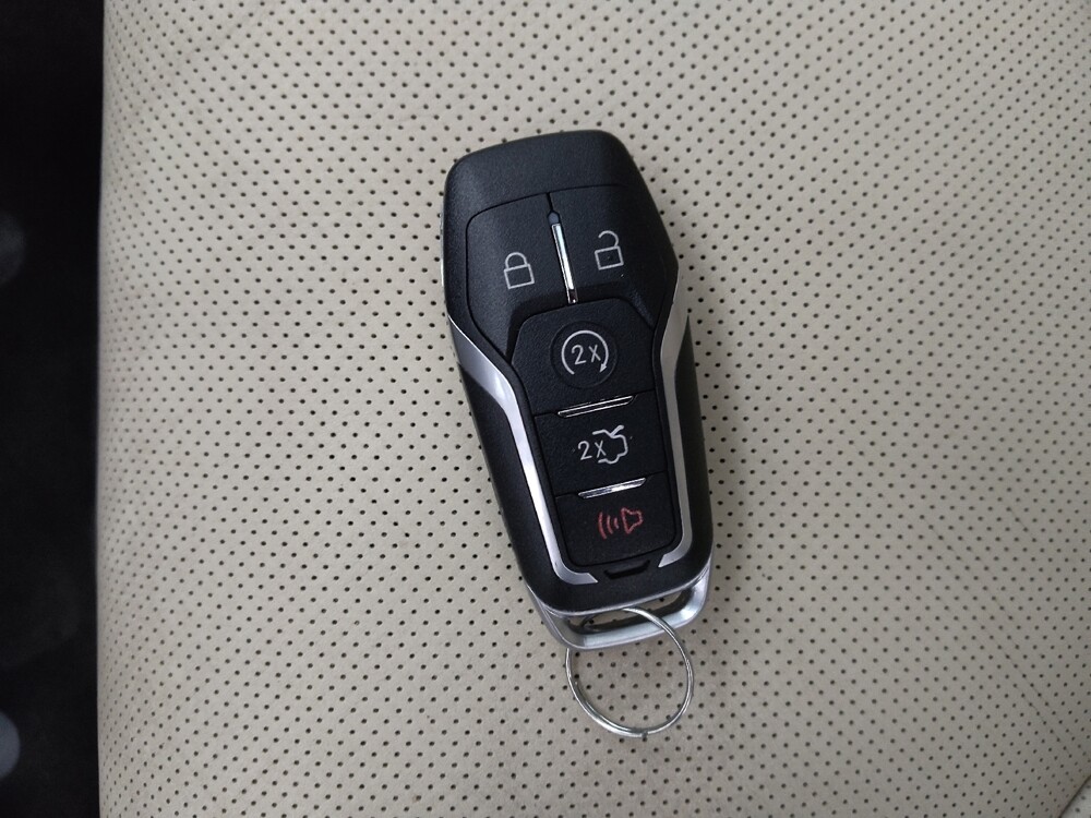 2015 Lincoln MKC in St. Louis, MO 63136 - 18142023 32