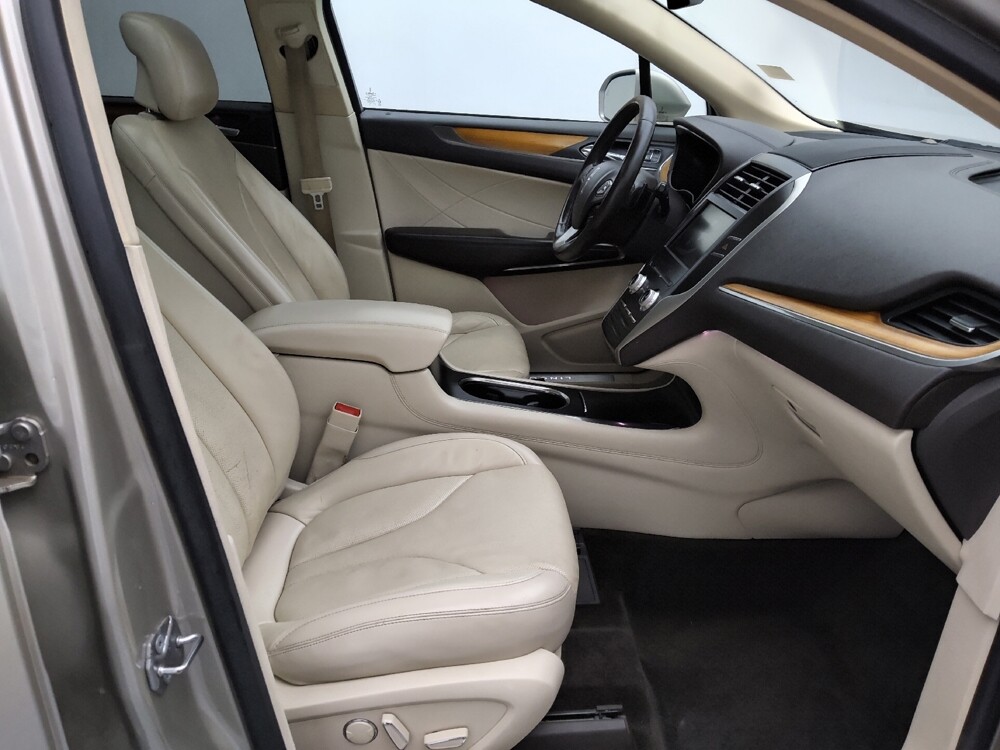 2015 Lincoln MKC in St. Louis, MO 63136 - 18142023 21