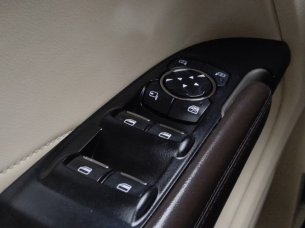 2015 Lincoln MKC in St. Louis, MO 63136 - 18142023 27