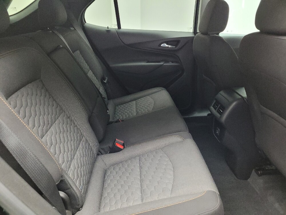 2021 Chevrolet Equinox in Eastpointe, MI 48021 - 18142025 19