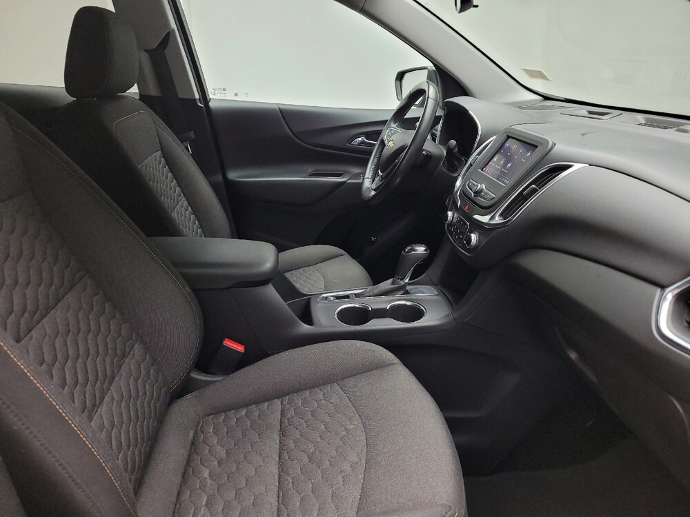 2021 Chevrolet Equinox in Eastpointe, MI 48021 - 18142025 21