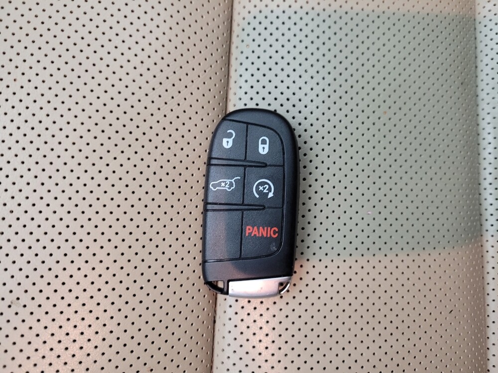 2018 Jeep Grand Cherokee in Eastpointe, MI 48021 - 18142027 32
