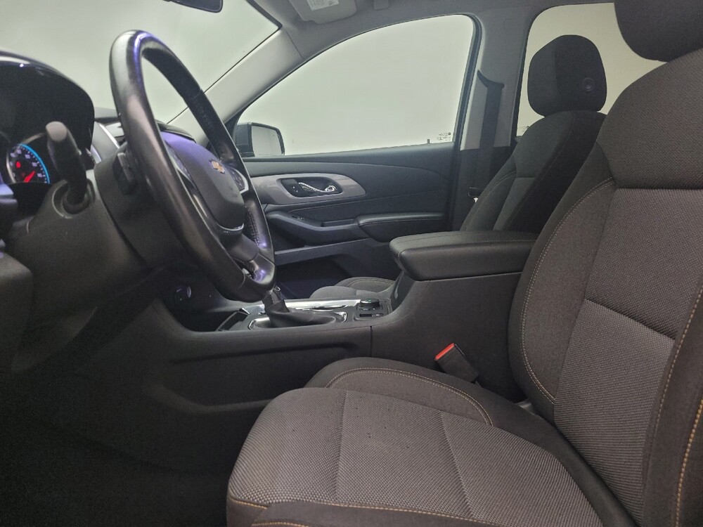 2021 Chevrolet Traverse in Eastpointe, MI 48021 - 18142029 17