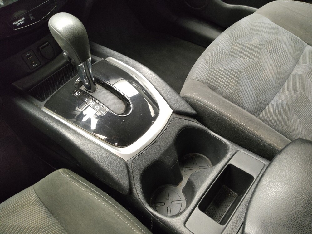 2016 Nissan Rogue in Eastpointe, MI 48021 - 18142031 26