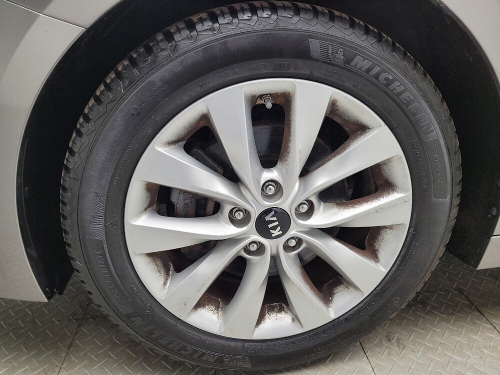 2018 Kia Optima in Eastpointe, MI 48021 - 18142033 31