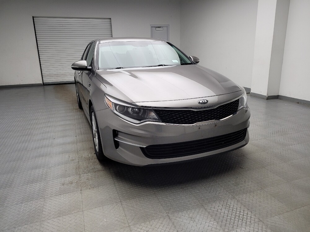 2018 Kia Optima in Eastpointe, MI 48021 - 18142033 14