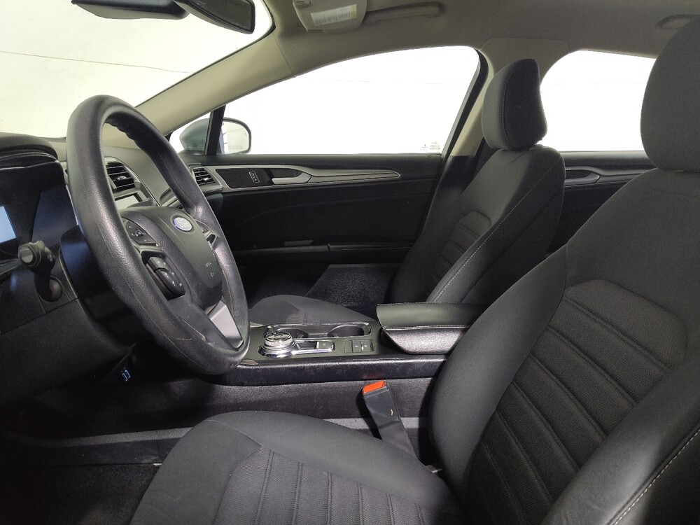 2020 Ford Fusion in Midlothian, IL 60445 - 18142035 17