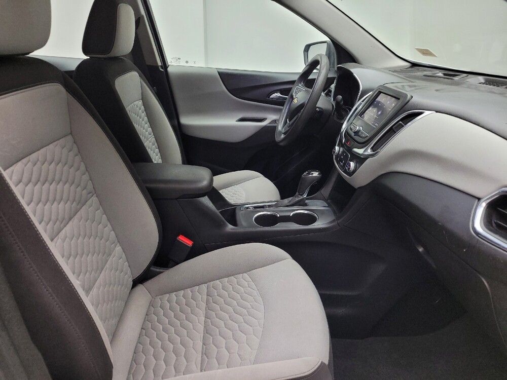 2020 Chevrolet Equinox in Eastpointe, MI 48021 - 18142037 21