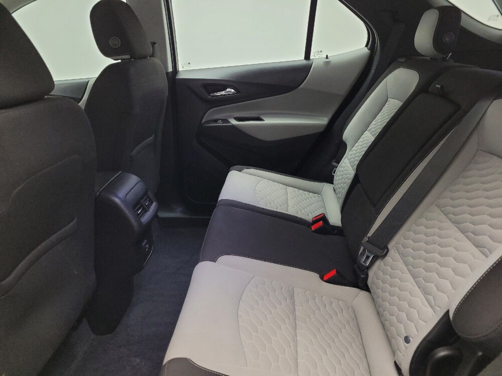 2020 Chevrolet Equinox in Eastpointe, MI 48021 - 18142037 18