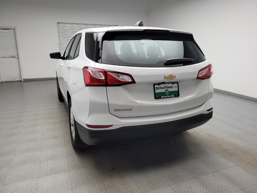 2020 Chevrolet Equinox in Eastpointe, MI 48021 - 18142037 6