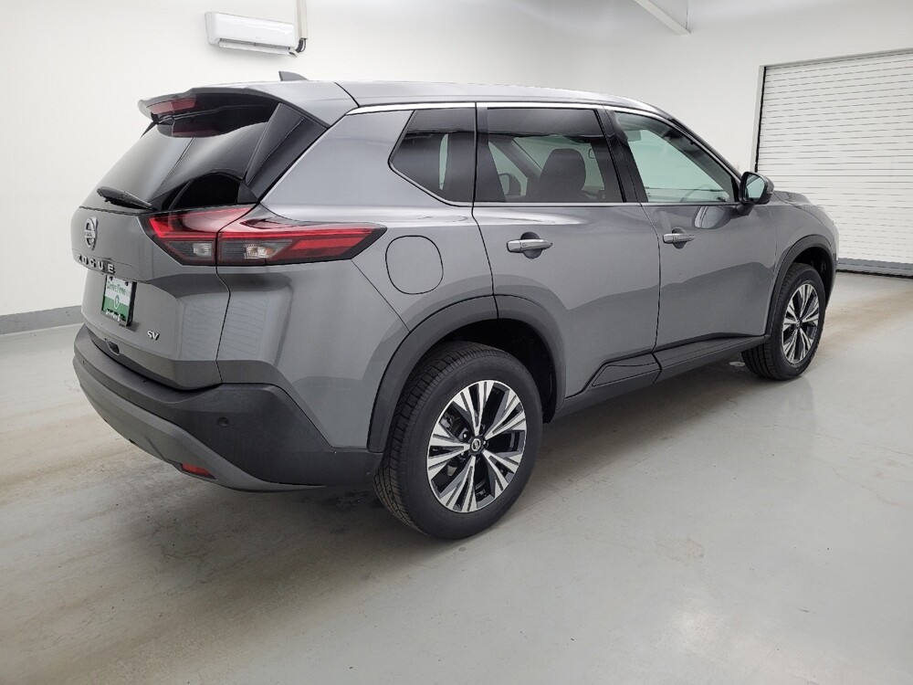 2021 Nissan Rogue in Fairfield, OH 45014 - 18142038 10