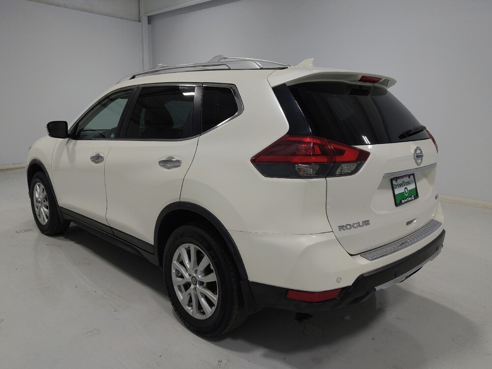 2020 Nissan Rogue in Columbus, OH 43231 - 18142041 5