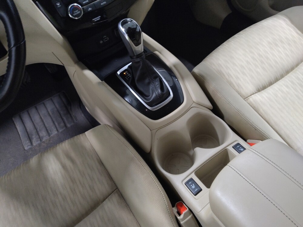 2020 Nissan Rogue in Columbus, OH 43231 - 18142041 26