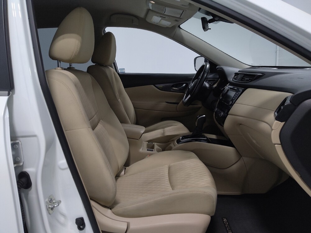 2020 Nissan Rogue in Columbus, OH 43231 - 18142041 21