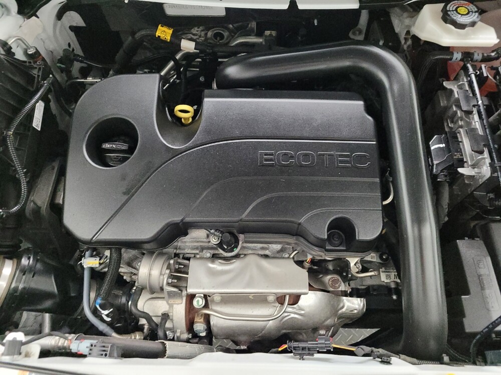2023 Chevrolet Equinox in Eastpointe, MI 48021 - 18142044 30