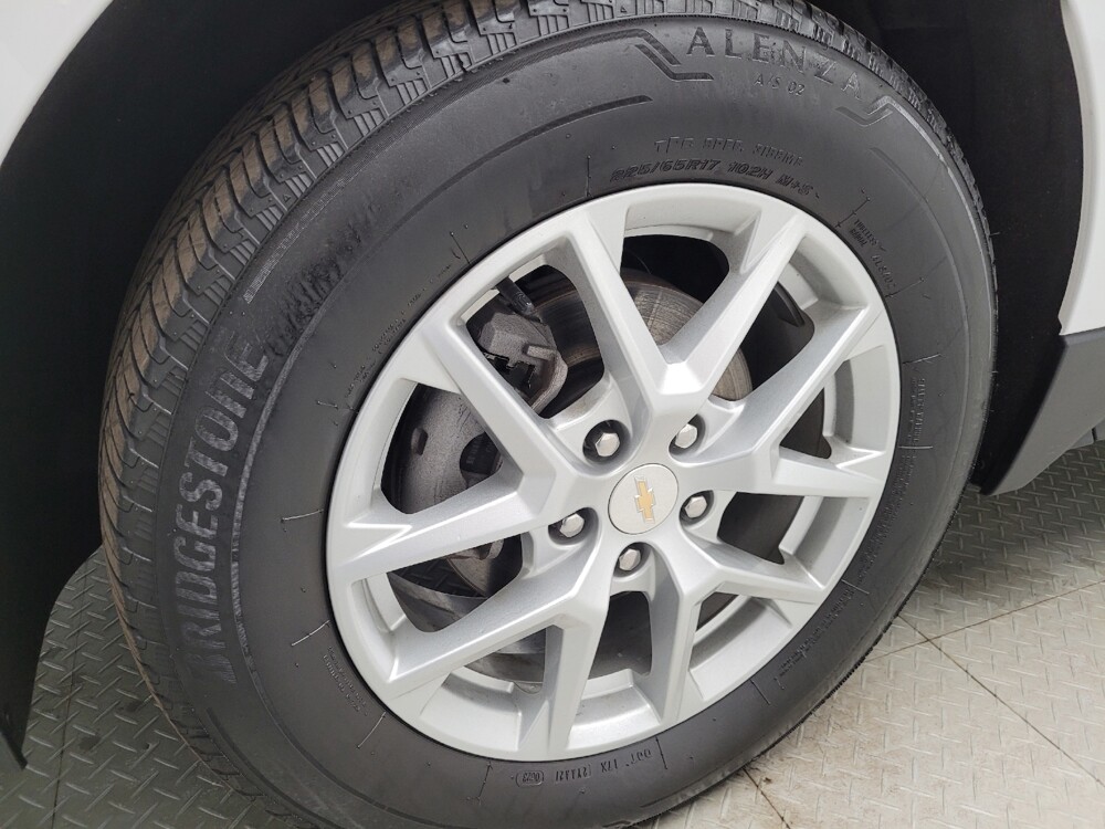 2023 Chevrolet Equinox in Eastpointe, MI 48021 - 18142044 31