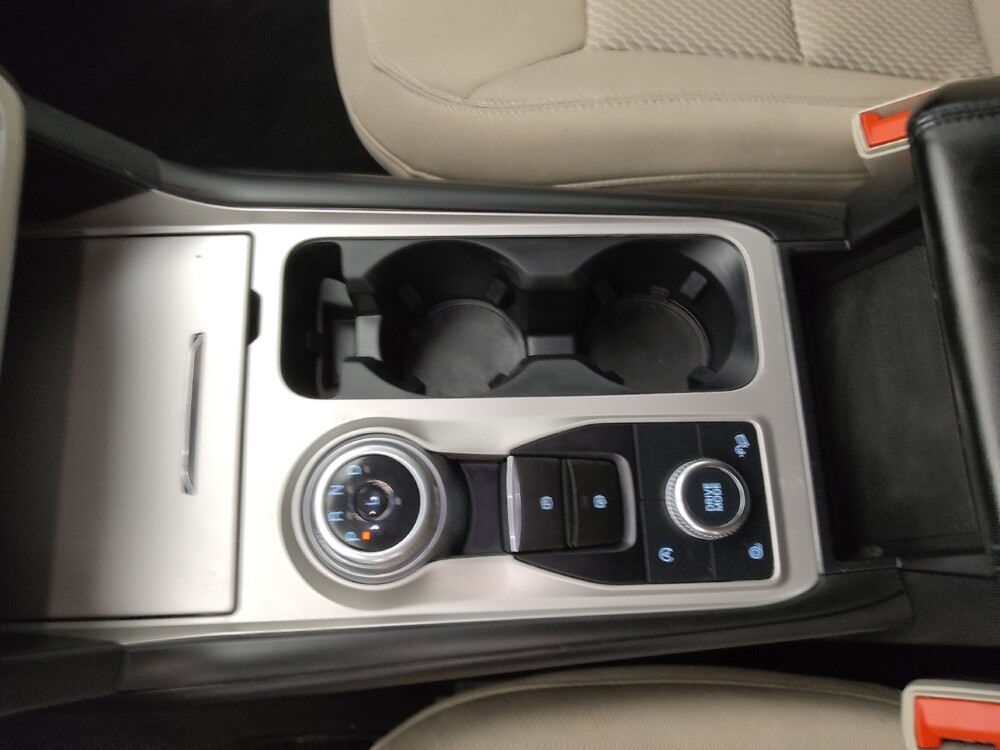 2021 Ford Explorer in Gladstone, MO 64118 - 18142049 26
