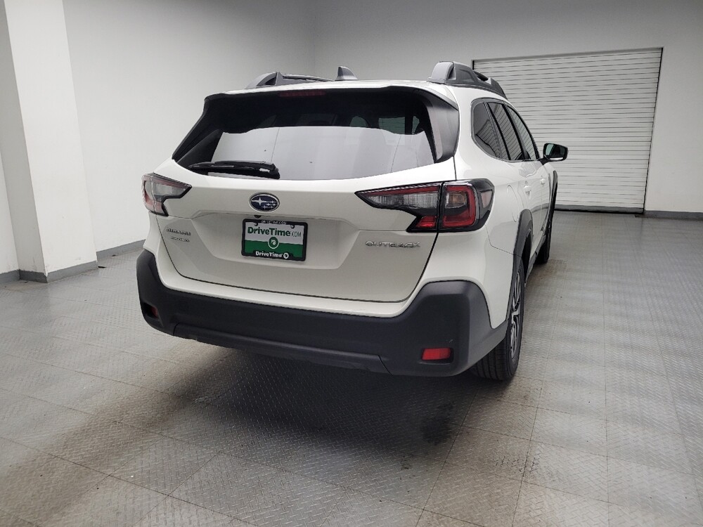 2023 Subaru Outback in Eastpointe, MI 48021 - 18142050 7