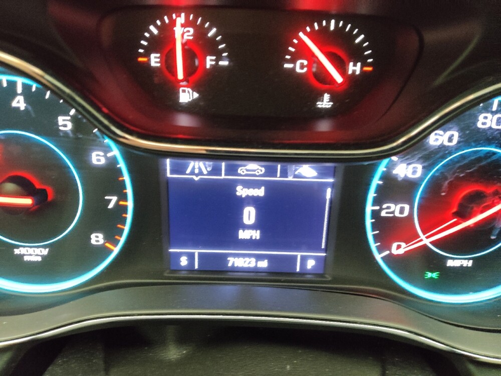 2018 Chevrolet Cruze in Eastpointe, MI 48021 - 18142051 23